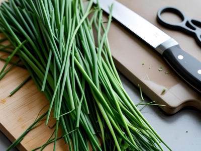 Ciboulette : faut-il la couper aux ciseaux ou au couteau ?